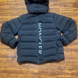 Moncler Coat UME SZ 5