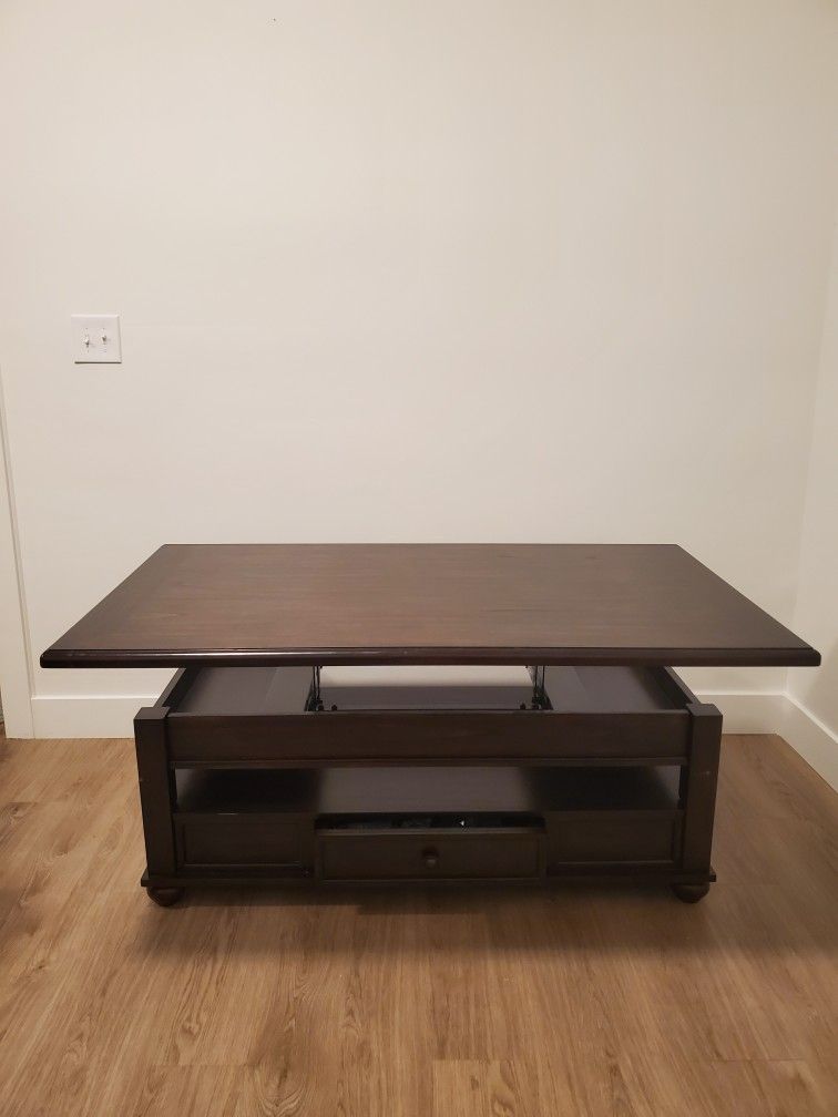 Lift Top Coffee Table from ASHLEY FURNITURE 