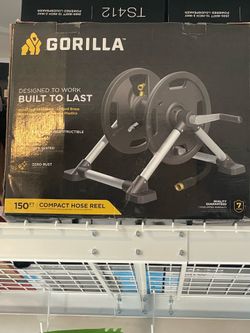 Compact hose reel