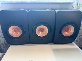 KEF LS50 Bookshelf Speakers 3  2.0 Wired Black/Copper Banana Jack