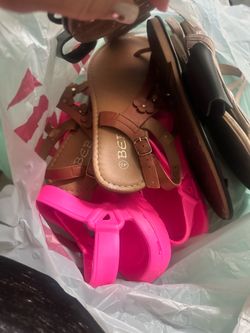 Women’s shoes