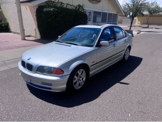 2000 BMW 323i