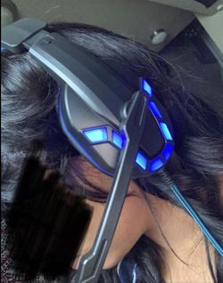 Surround Sound Gaming Headset With Mic + Stand! Also Perfect for Virtual Learning!