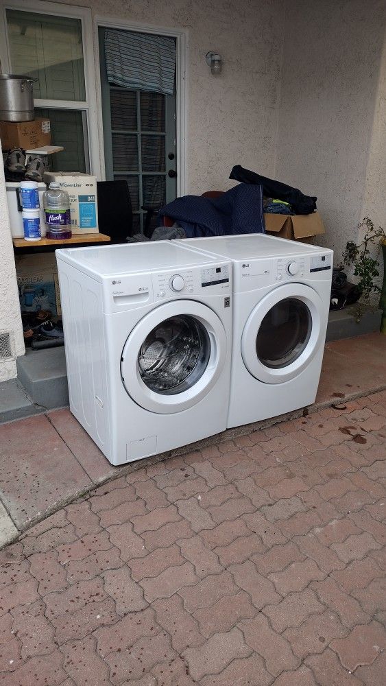 Stackable Washer Gas Dryer