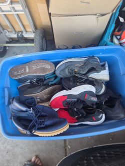 tote of miscellaneous new shoes different sizes brands both men's and women's