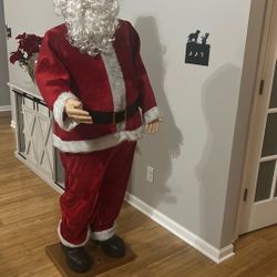 Singing Santa