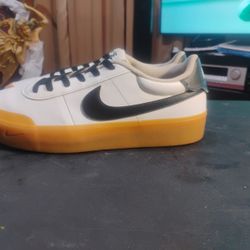 men's Nike size 10 $25