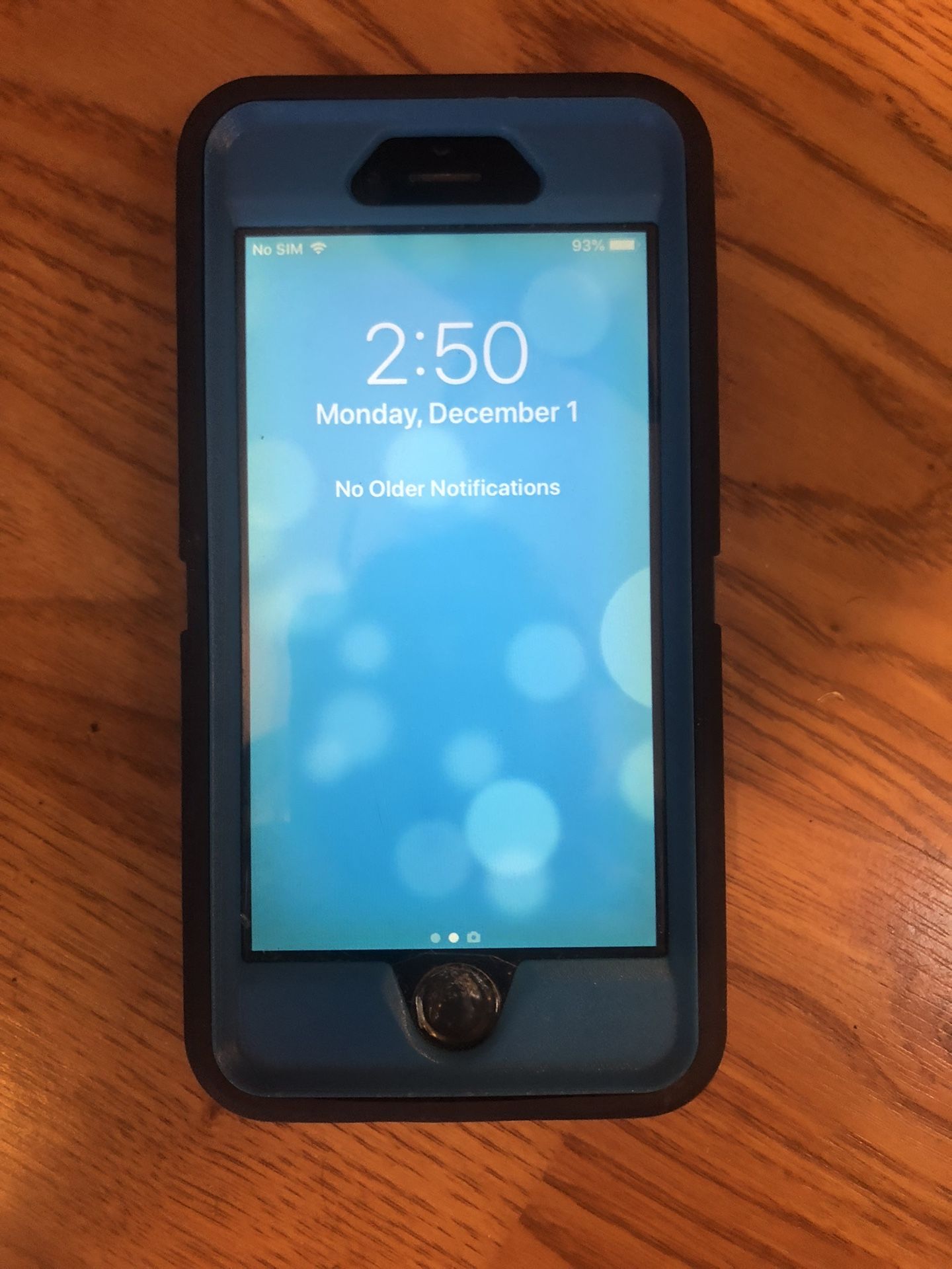 iPhone 6 With Otter Box Case