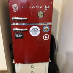 Fridge freezer combo