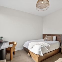 Pottery Barn Wooden Platform Queen Sized Bed 