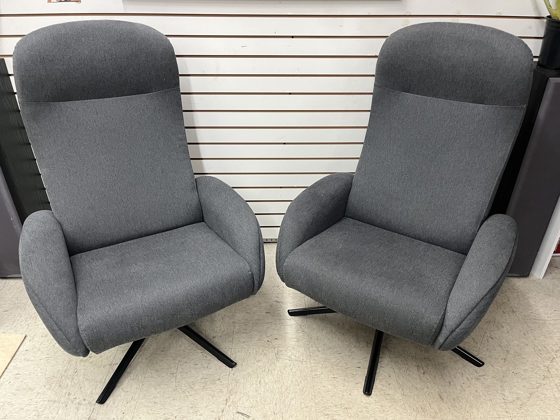 𝑰𝑲𝑬𝑨 NÄTTRABY Swivel recliner, Tallmyra black/grey Y