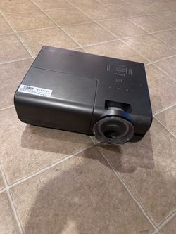 1080p Projector with screen