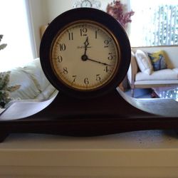 SETH THOMAS Antique Small Camelback Clock