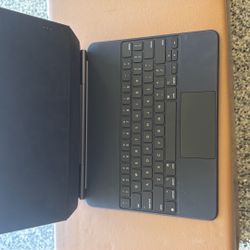 Magic Keyboard 