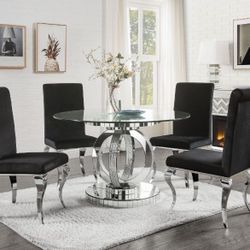 Brand New Clear Tempered Glass Top, Crossover Ring Styled Pedestal Base Dining Table