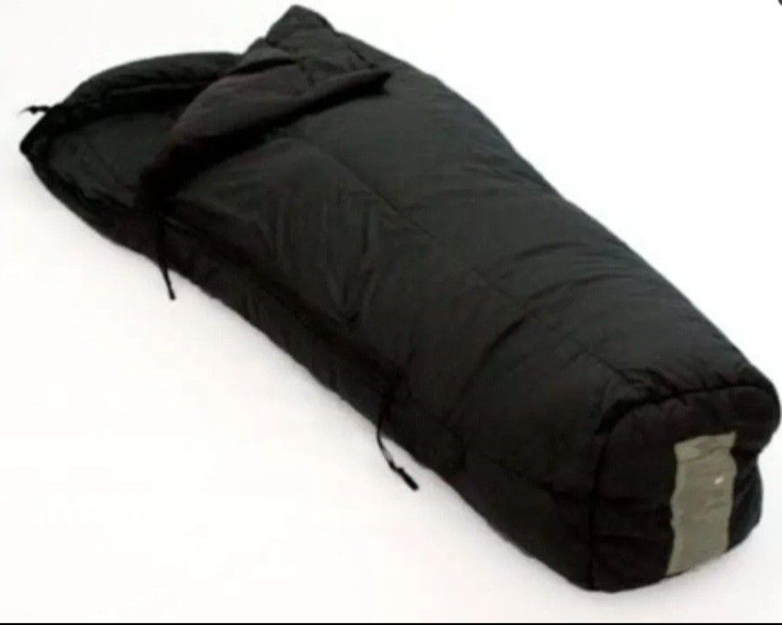 USGI Intermediate Cold Weather Sleeping Bag Black