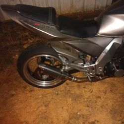 Kawasaki Ninja 1000Z 2005