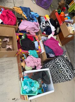6 big boxes or clothes, a box of shoes, a box of toys, a box of cool water bottle, a box of books, a suitcase & a box of misc items.