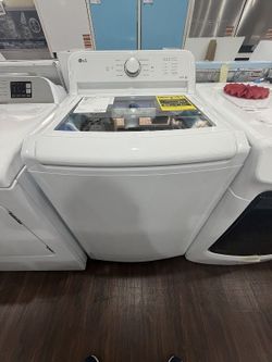 LG 4.1 Cu Ft White Agitator Top Load Washer TurboDrum Technology