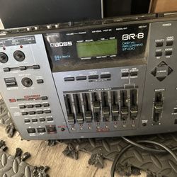Boss BR-8 