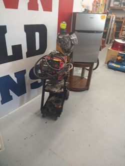 Lincoln Electric Handy MIG With Cart Tank And Shield