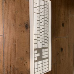 Aluminum Apple Keyboard And Magic Mouse
