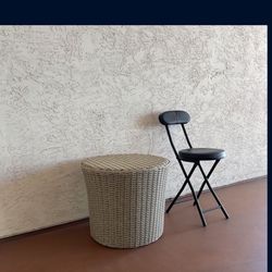 One new heavy weatherproof Outdoor Weather resistant round patio wicker side accent table 