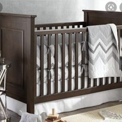 Pottery Barn Fillmore Crib 