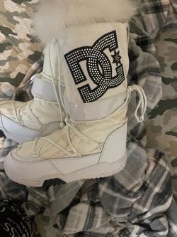 Dc Womens Vintage Chalet snowboarding boots 