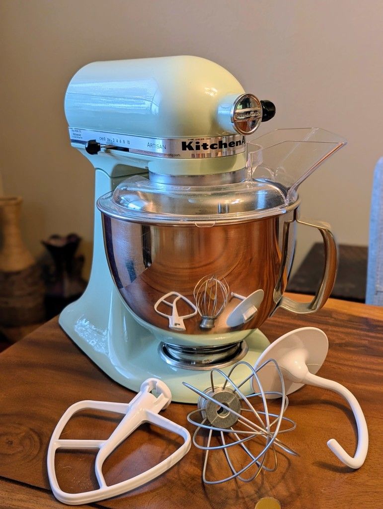 KitchenAid 5 qt Artisan Tilt Head Stand Mixer