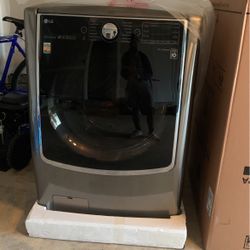 LG Washing Machine WM9000 In Original Box
