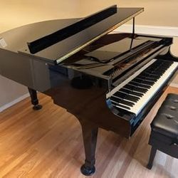KAWAI KG‐2E Grand Piano (1989, Japan-made) — Recently Refurbished, Beautiful Tone, Responsive Touch