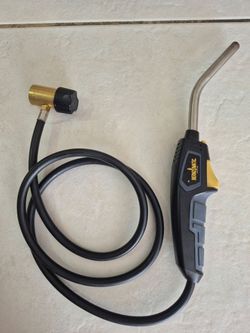 Bernzomatic BZ8250HT Reach Hose Torch