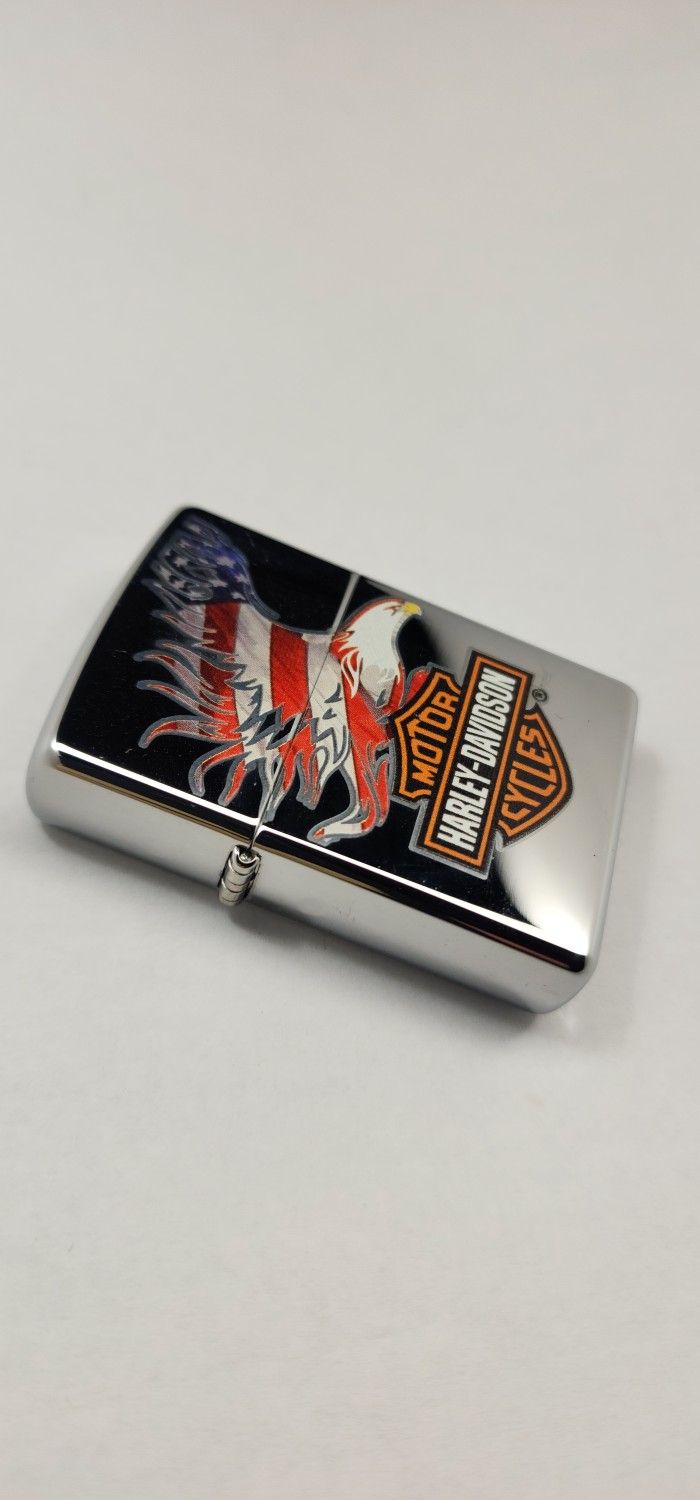 Zippo Lighter — Closed Shop Inventory