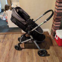 Stroller Evenflo Pivot