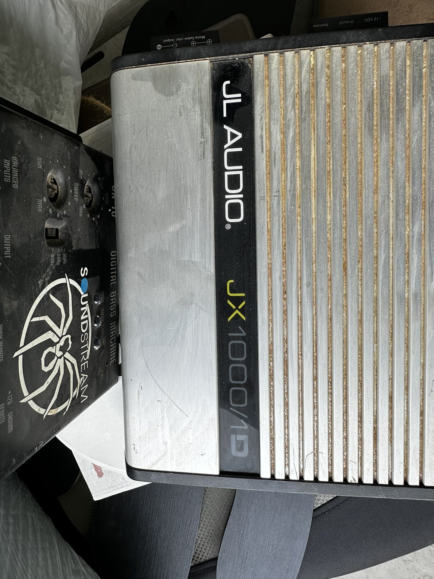 JL Audio Amp  JX1000/1D