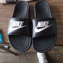 Nike Slides