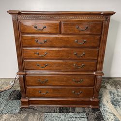 Dresser Free Delivery Solid Wood Drawers