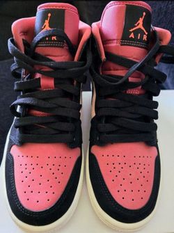 Jordans size 6 New need thrn gone!