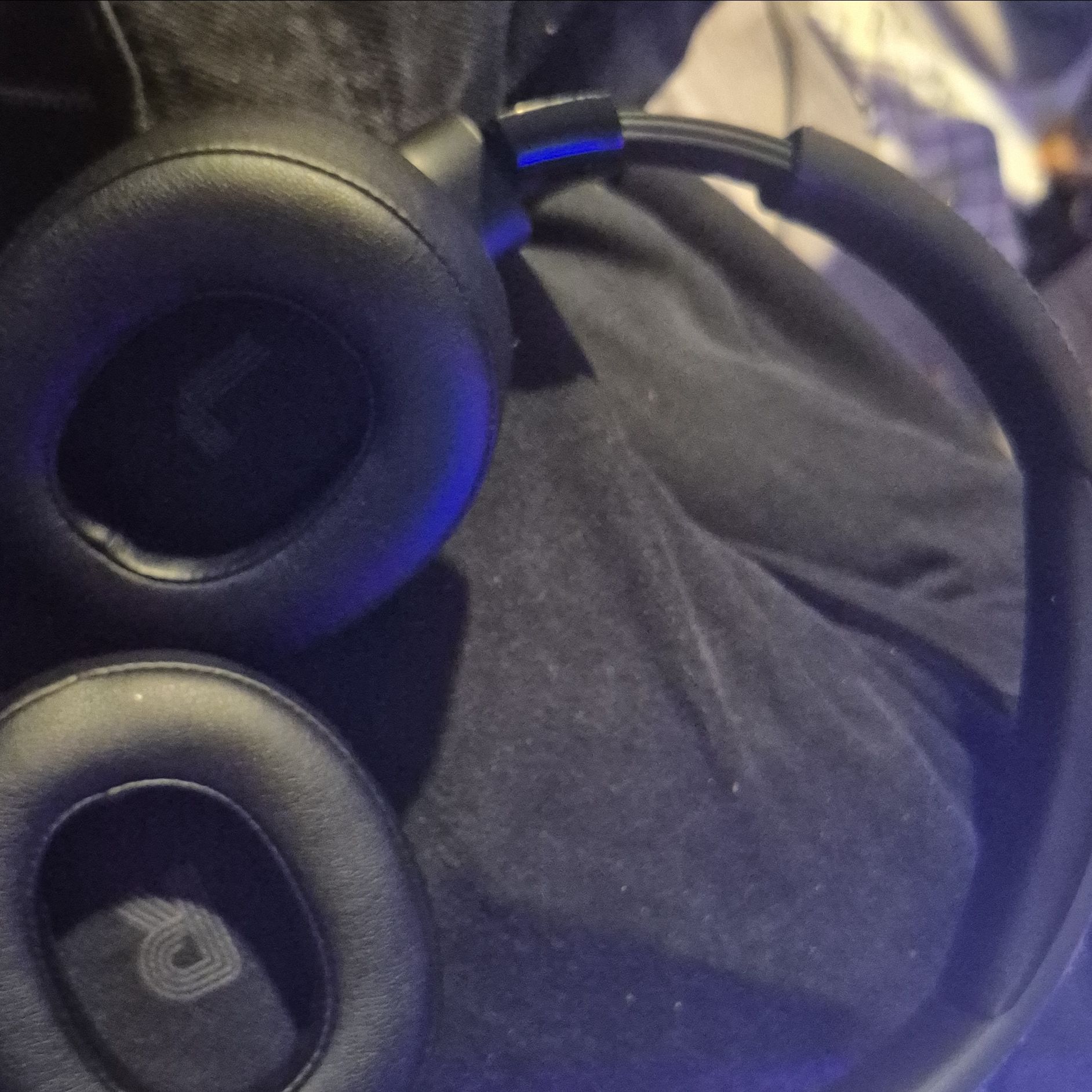 JBL tune