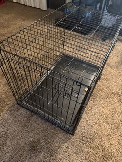 Selling 2 dog kennels,both kennels for $50 OBO