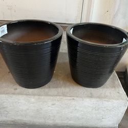 Black Ceramic Pots