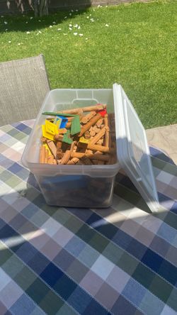 Logs toys