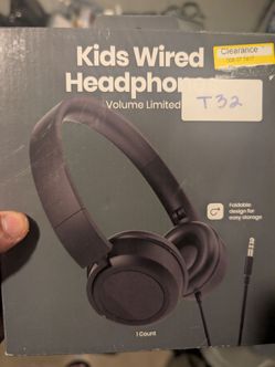Kids wired headphones
