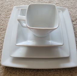 New Dish Set