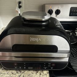 Ninja FG551 Foodi Smart XL 6-in- 1 Indoor Grill