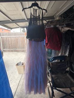 Nice good dresses multiple sizes   !!!!!