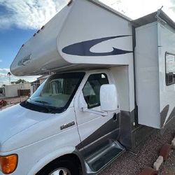 2008 Ford Forest River Forester 2860