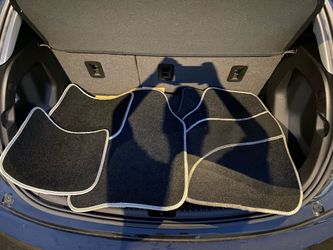universal car floor mats set