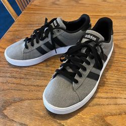 Like New Men’s Adidas Ortho Lite Float Gray & Black Stripe Sneakers Shoes Size 8 1/2
